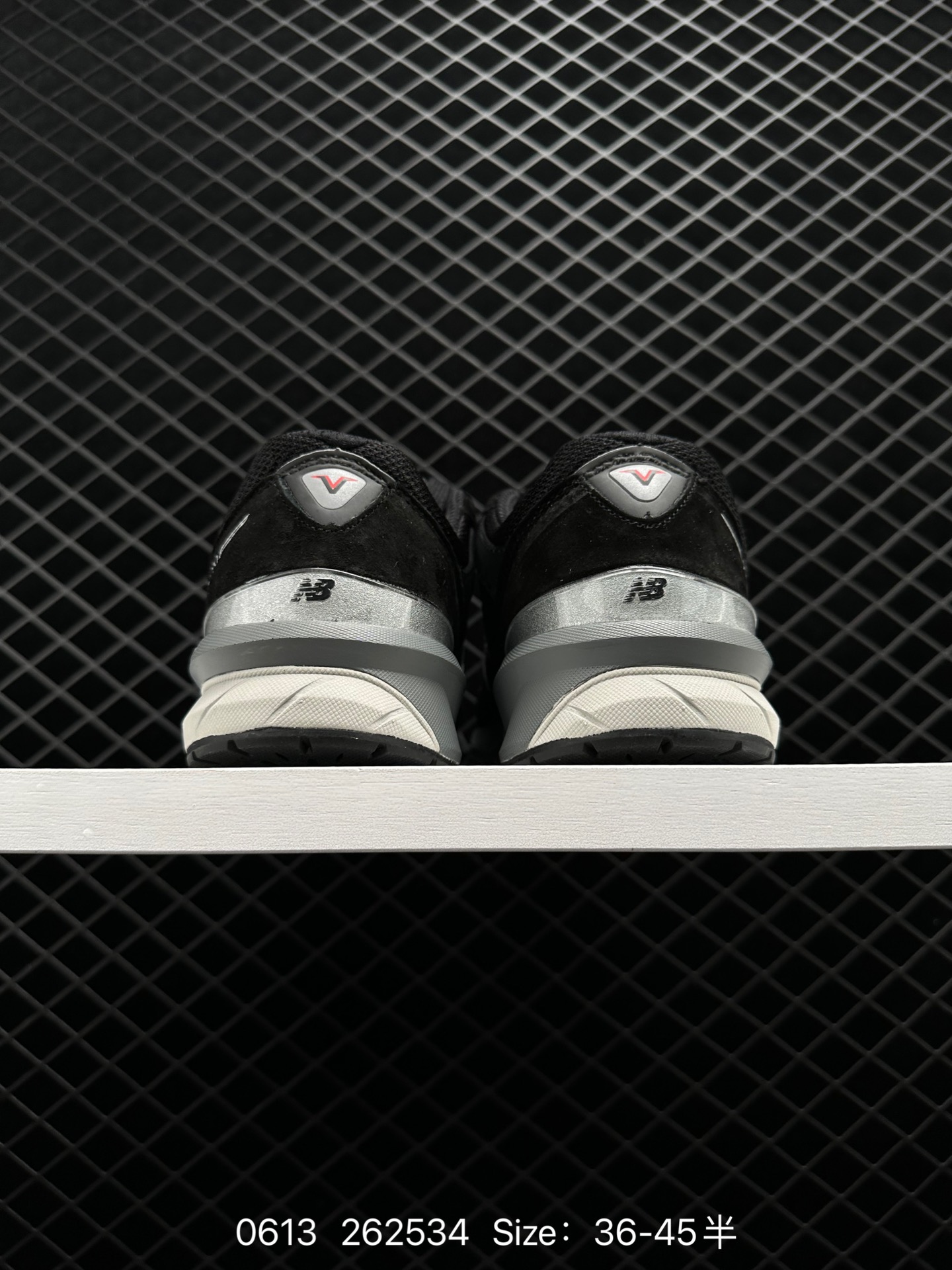 New Balance Made in USA M990V3